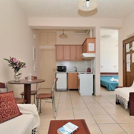Markos Apartments 2 Stoúpa Dış mekan fotoğraf