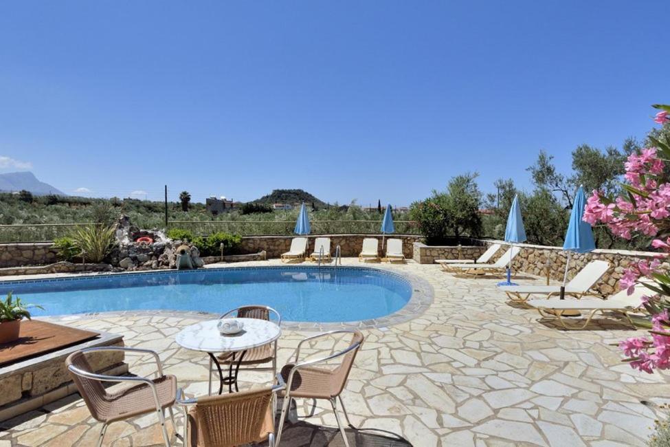 Markos Apartments 2 Stoúpa Dış mekan fotoğraf